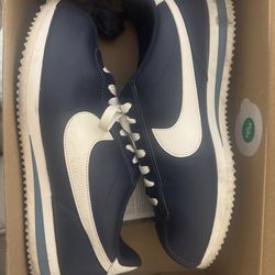 Nike Cortez navy blue sz 9.5