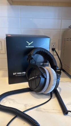 beyerdynamic DT 990 Pro studio headphones