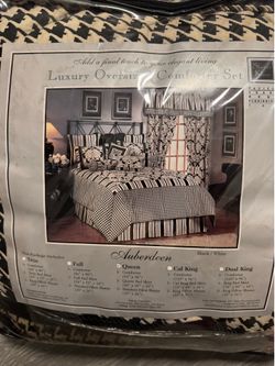 Queen Comforter Set