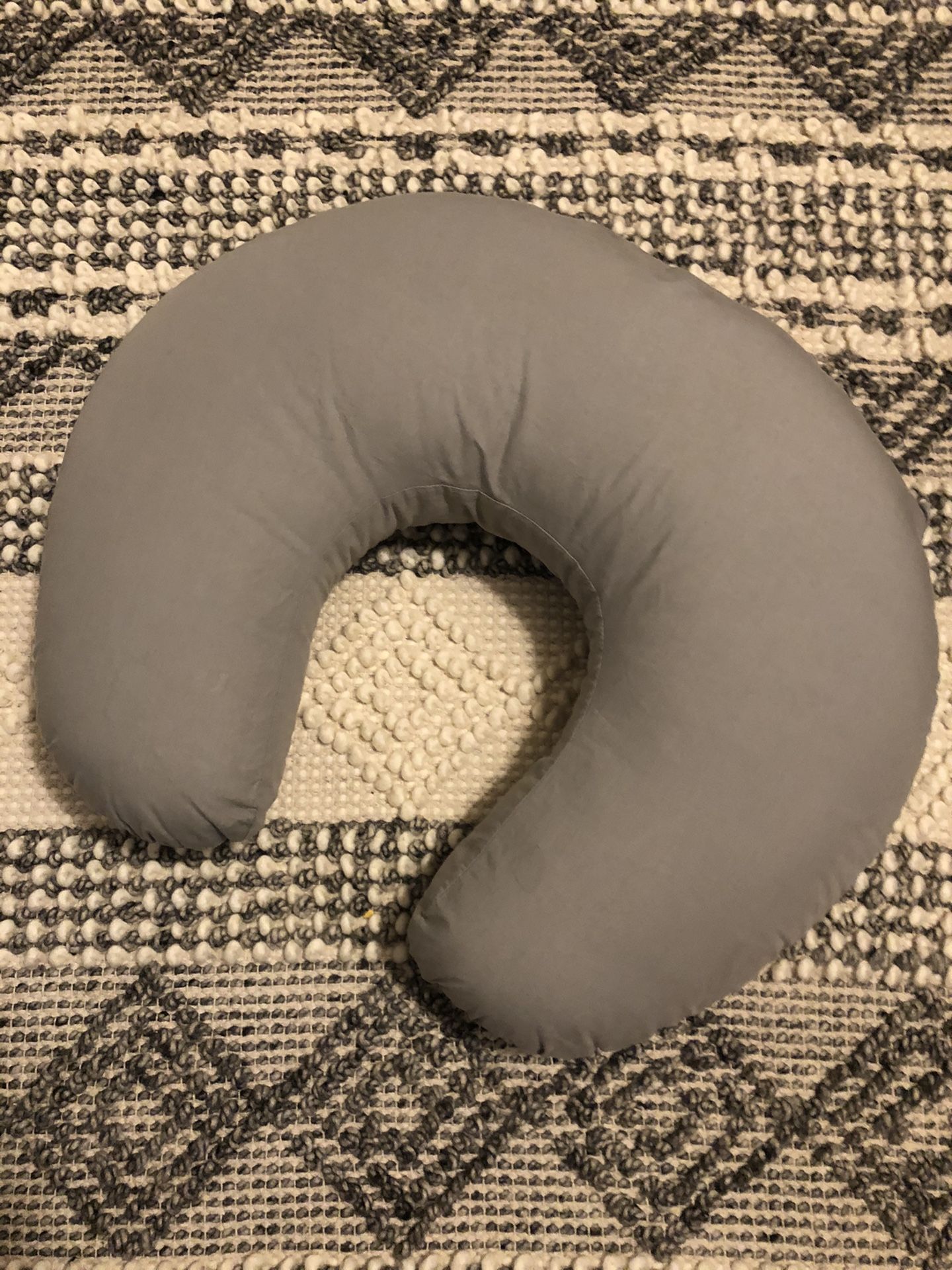 Large nursing pillow (never used)