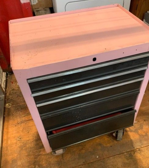 TOOL BOX GREAT CONDITIONS