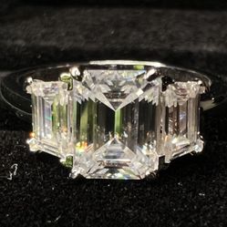 3CTTW Moissanite Emerald  Ring With Emerald Side Stones 