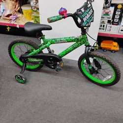 16 inch Dynacraft invader boys bike with training wheels ready to ride