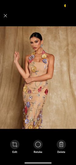 Halterneck Flower Embroidered Midi Dress