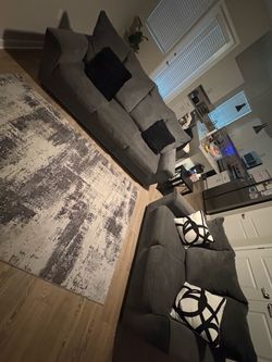 Couch & Sofa