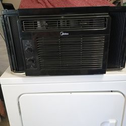 Window AC
