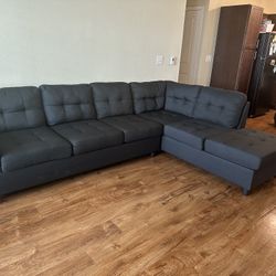 Free Delivery! Black Sectional Couch / Sofa