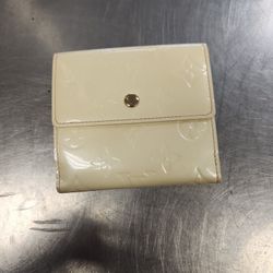 LV Wallet 