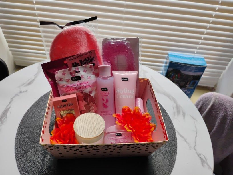 Spa Gift Basket