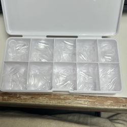 Bettles Square Short Nails And Rinestone Set 