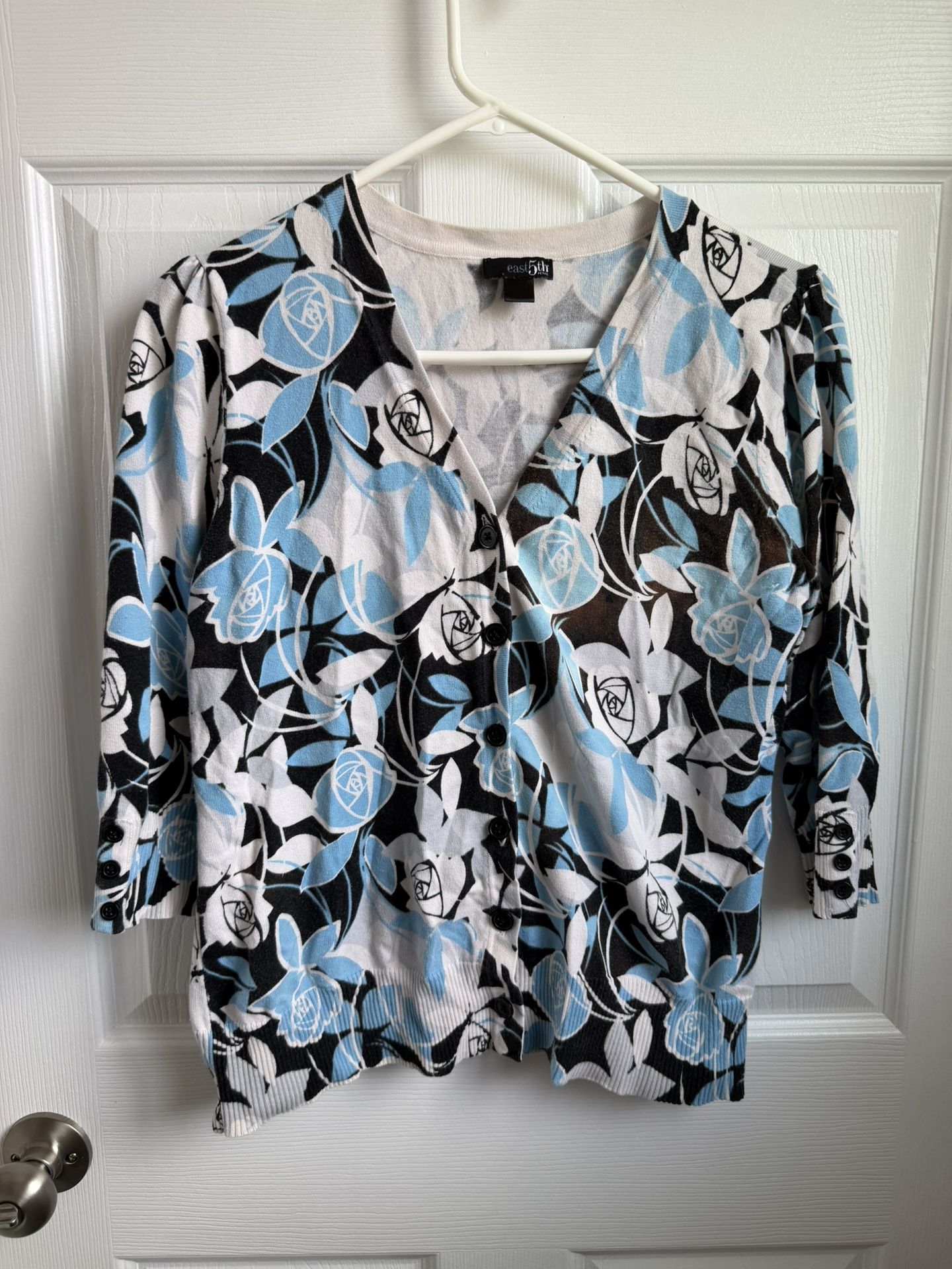 East 5th Floral V-Neck Button Cardigan - Blue, Black & White