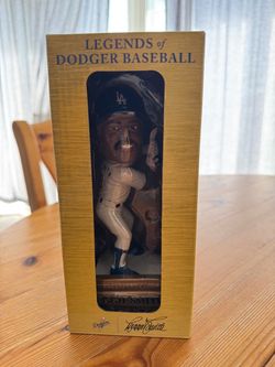 Dodgers Reggie Smith Bobblehead 8/15 Giveaway