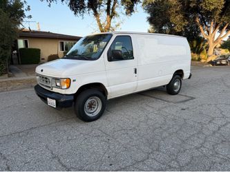 2002 Ford E-250 Cargo Van – Clean Title – 5.4 Triton V8 – Cold A/C