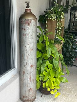 Beverage grade cylinder
