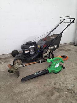 Craftsman Lawnmower, Black & Decker Trimmer/Edger, and Expert Gardner Blower