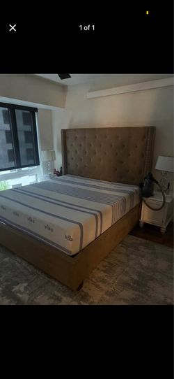 King size bed