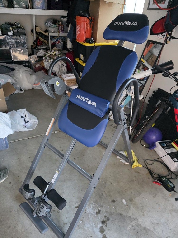 Innova ITX9400 Inversion Chair – Excellent Condition
