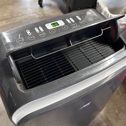 ARTIC KING 12,000 BTU - $110