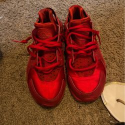 Red Huraches