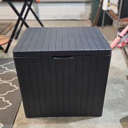 Deck Box