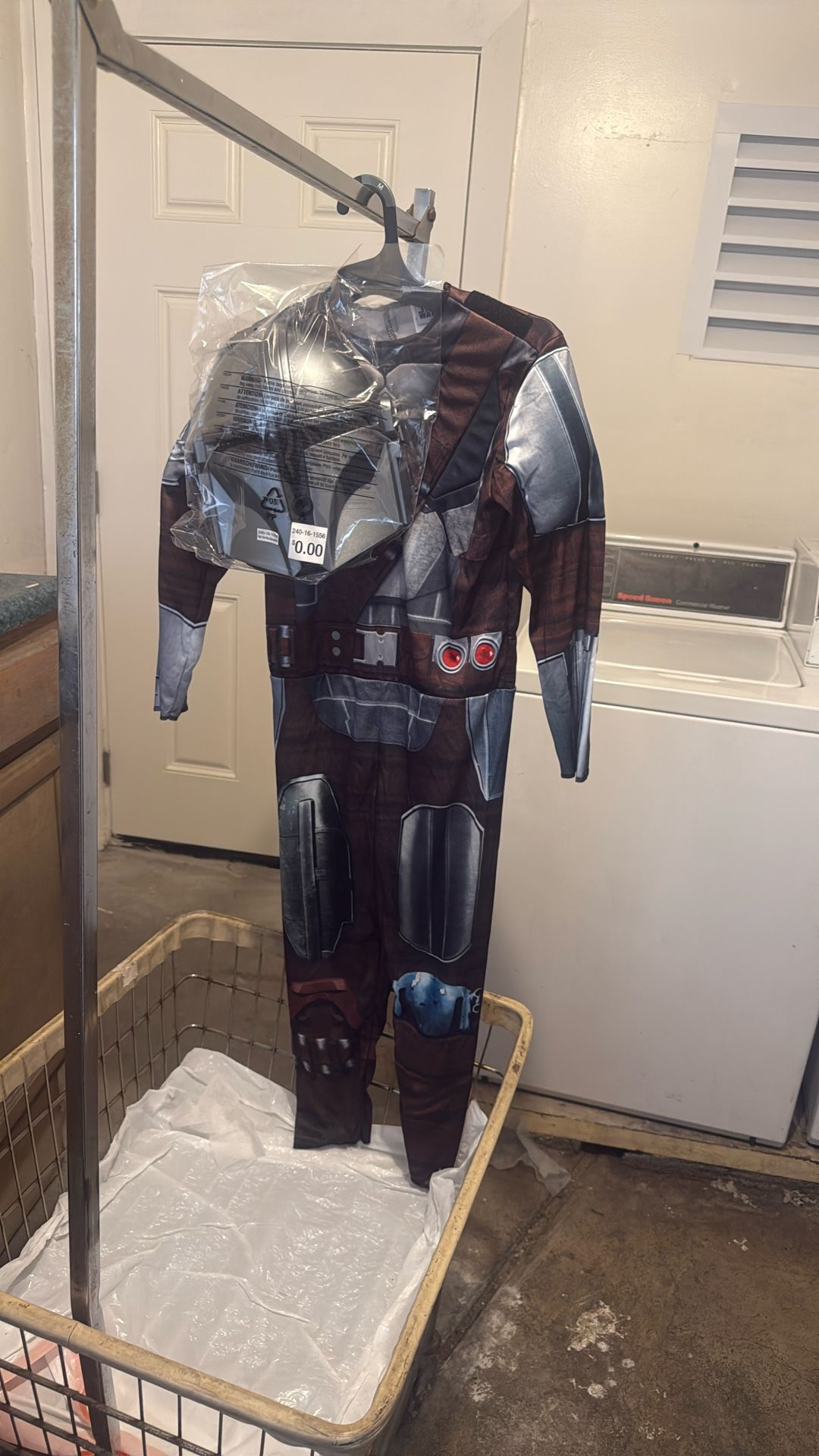Mandalorian Star Wars Costume Size M Child