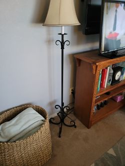 Metal floor lamp