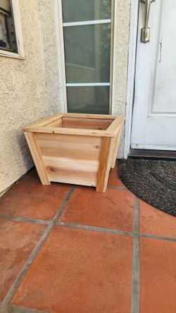 cedar planter