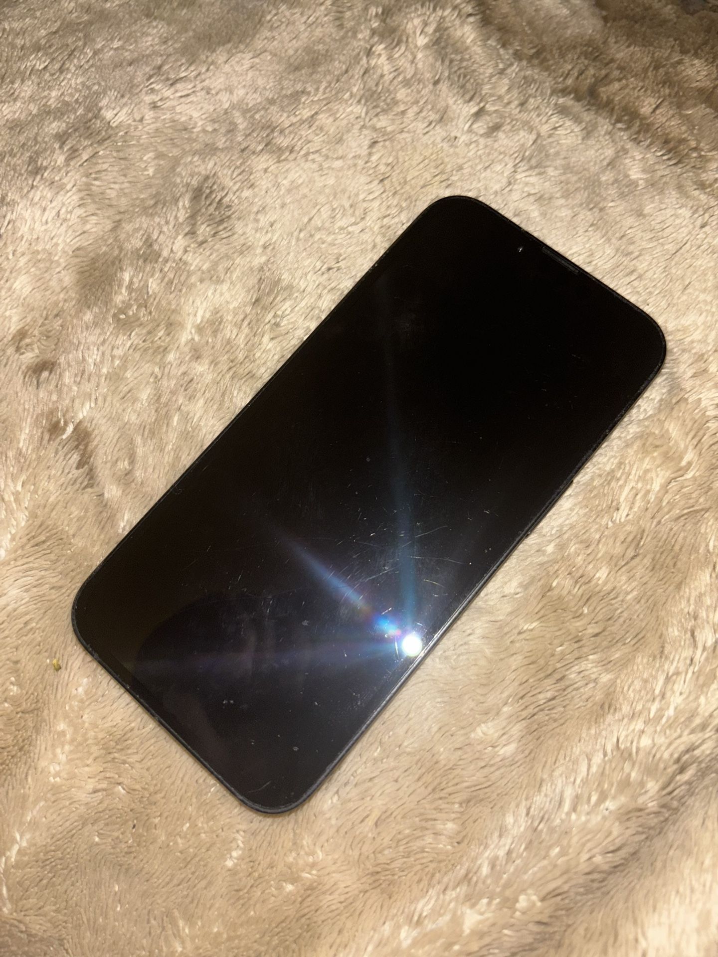 iPhone 16e 