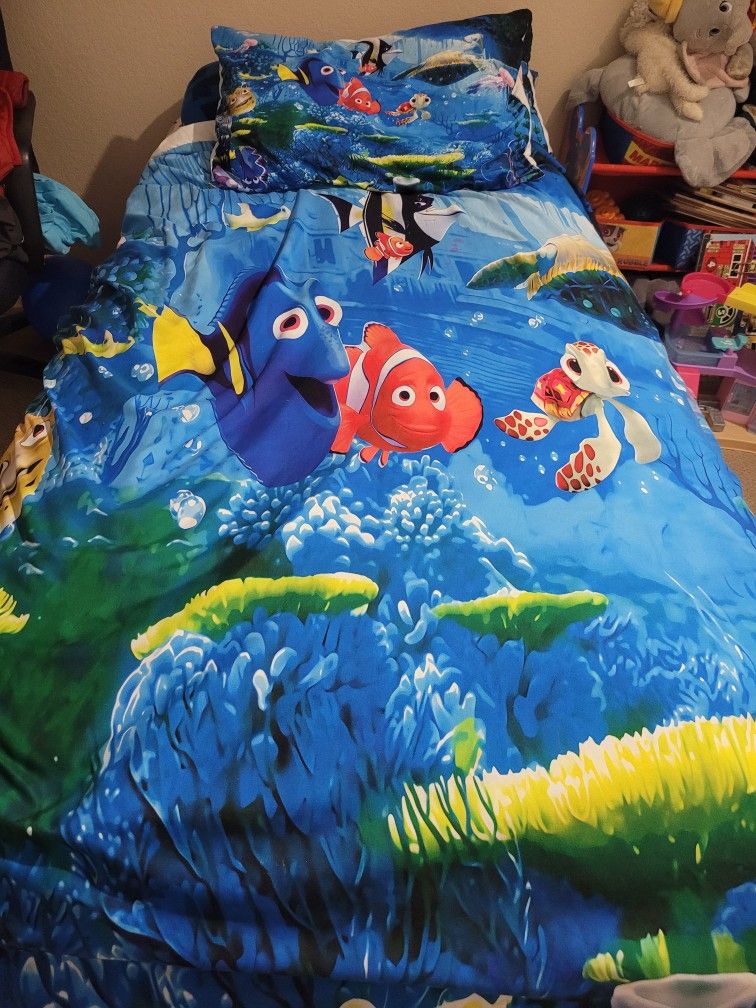 Finding Nemo Duvet Cover+2 Pillow Cases 