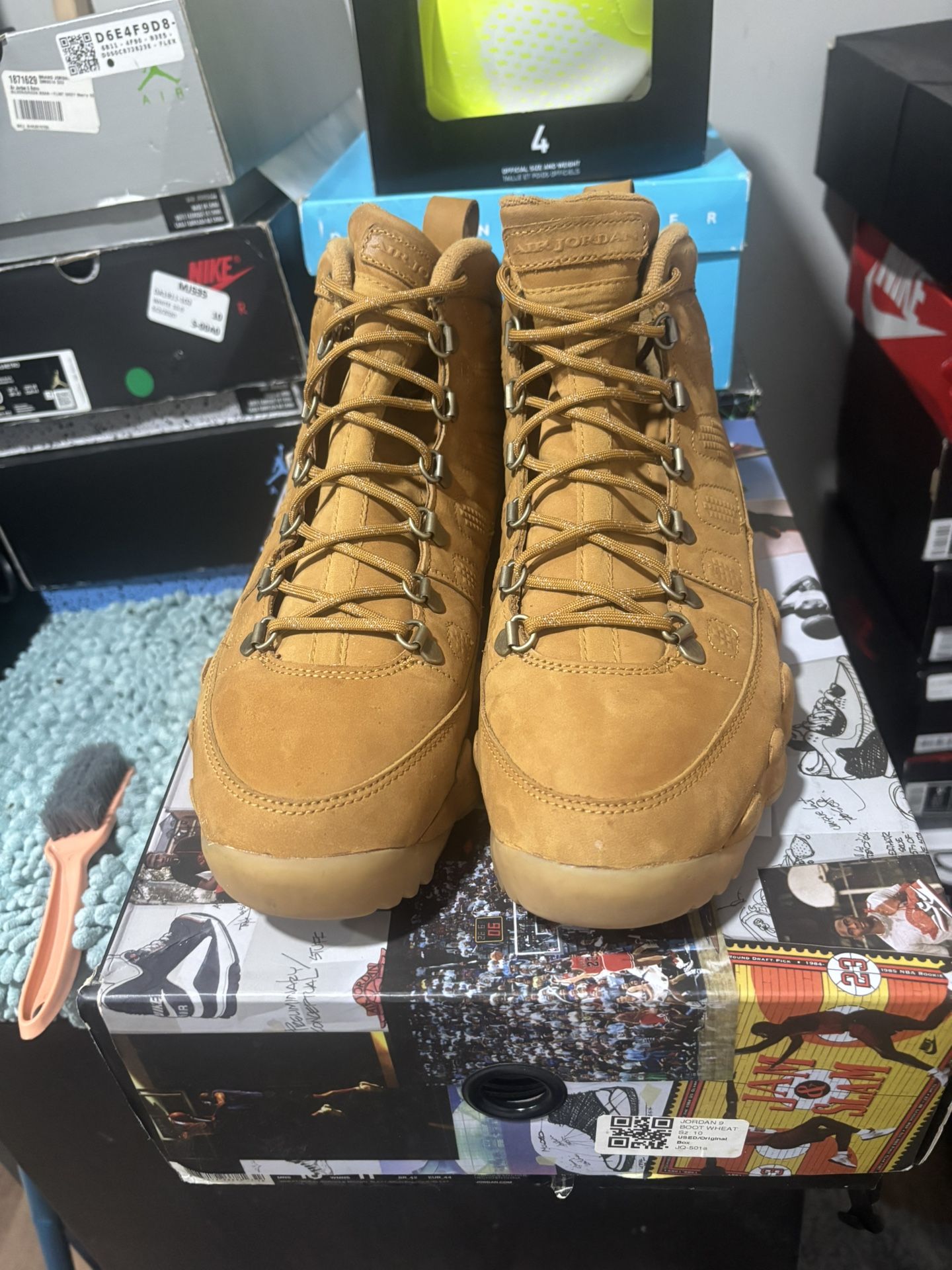 Jordan 9 Wheat Size 10