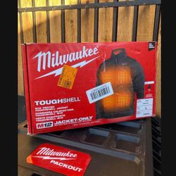 Milwaukee M12 Black Heated ToughShell Jacket (Size: Large)