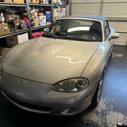 2005 Mazda Miata 