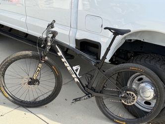 Trek Supercaliber