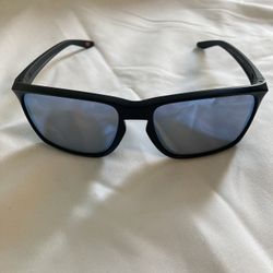 Oakley Sunglasses (SYLAS)