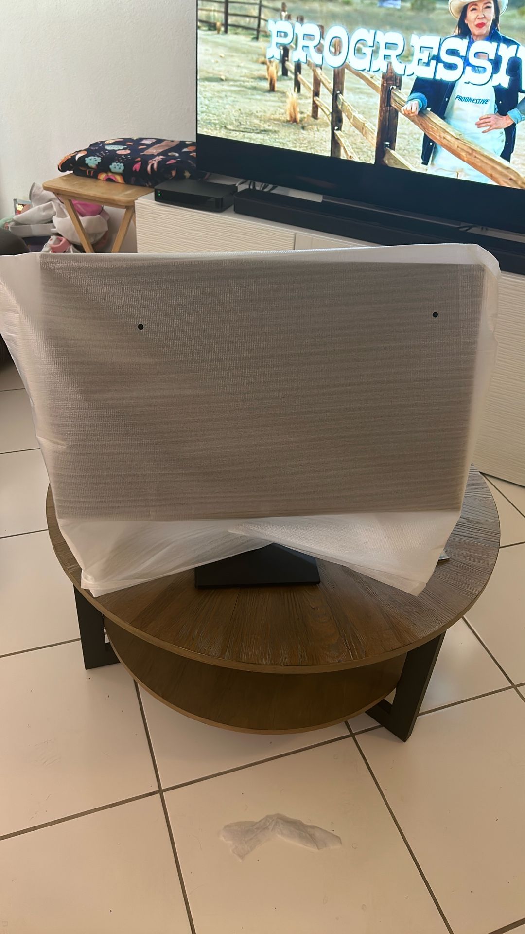 HP M27 HA monitor Brand New
