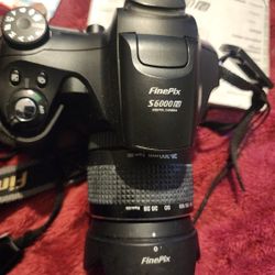 Fujifilm  Finepix S6000 
