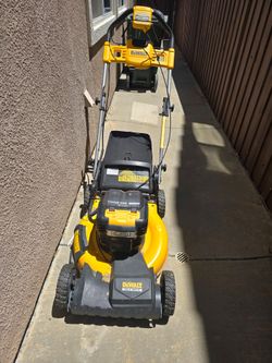 Dewalt cordless mower