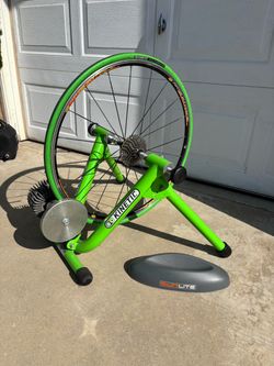 Kinetic Fluid Bike Trainer with Wheel