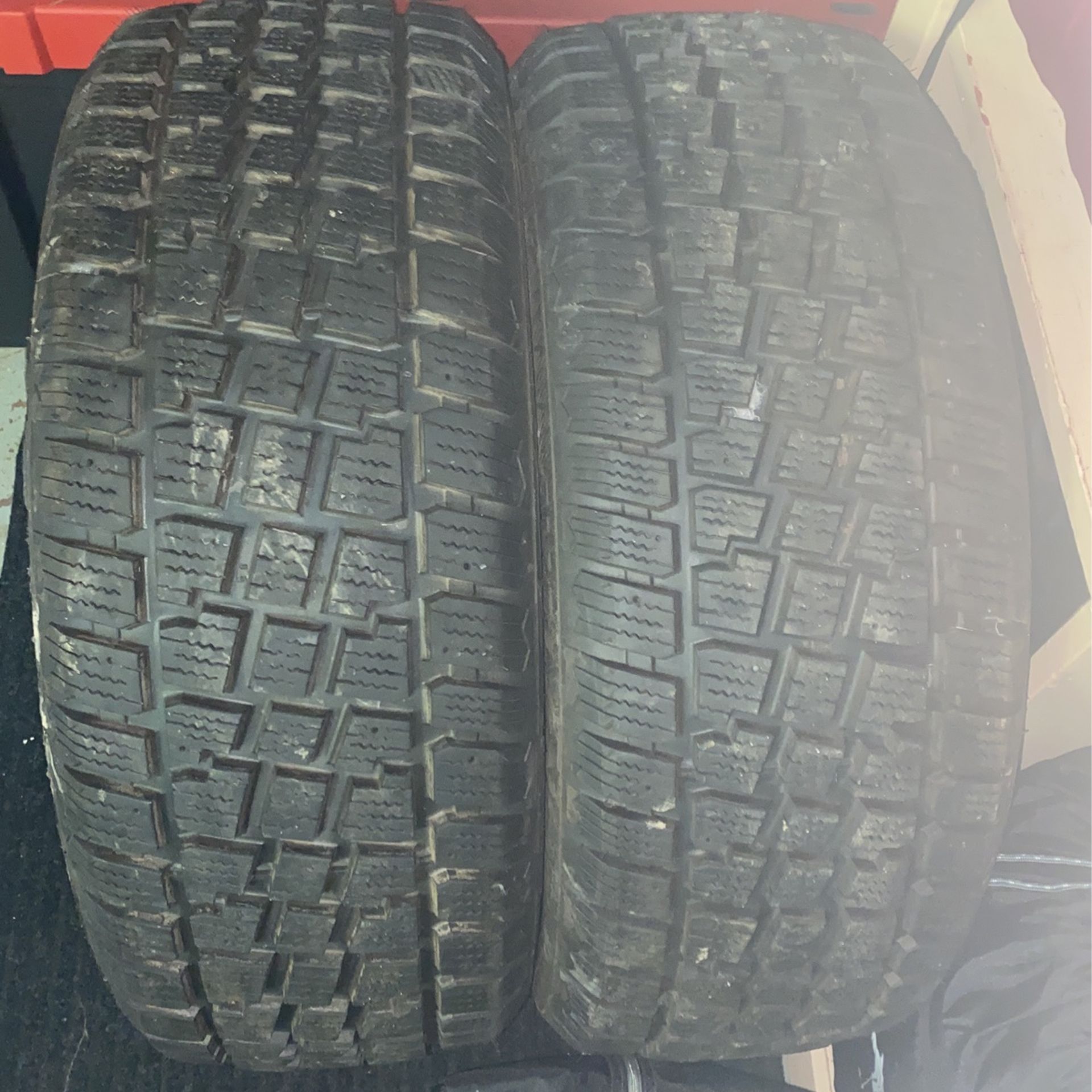 Avalance Hercules X-Treme Tires X2 (215x55r17)