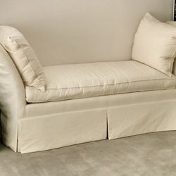 Ivory/cream chaise lounge daybed chair