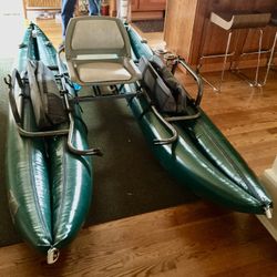 Outcast Quad 9000 Pontoon Boat And  Outcast Float Tube