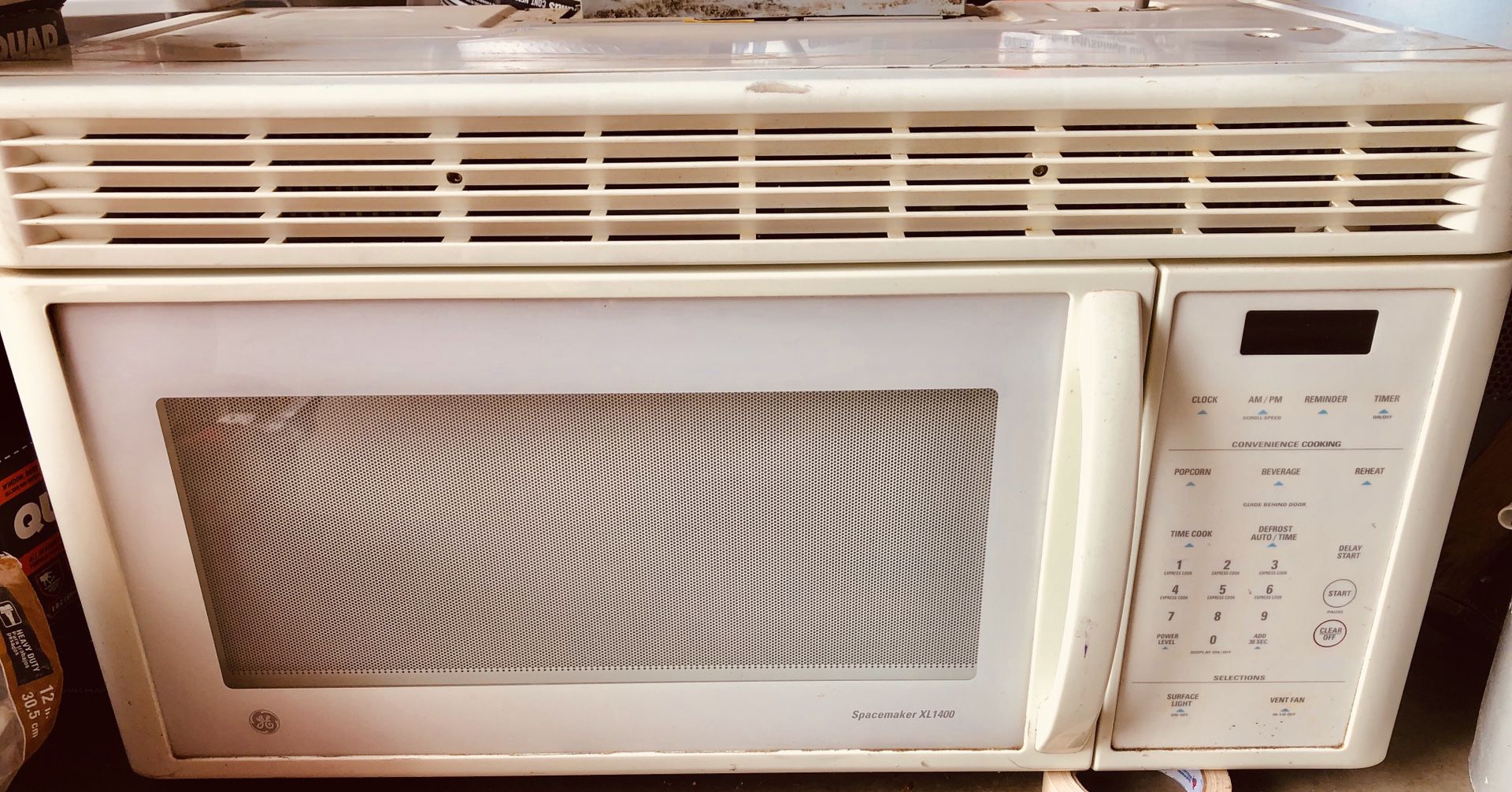 Free porch pickup- must take both!! GE Spacemaker XL1400 microwave with hood vent