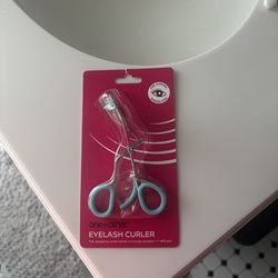 Eyelash Curler