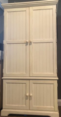 Armoire
