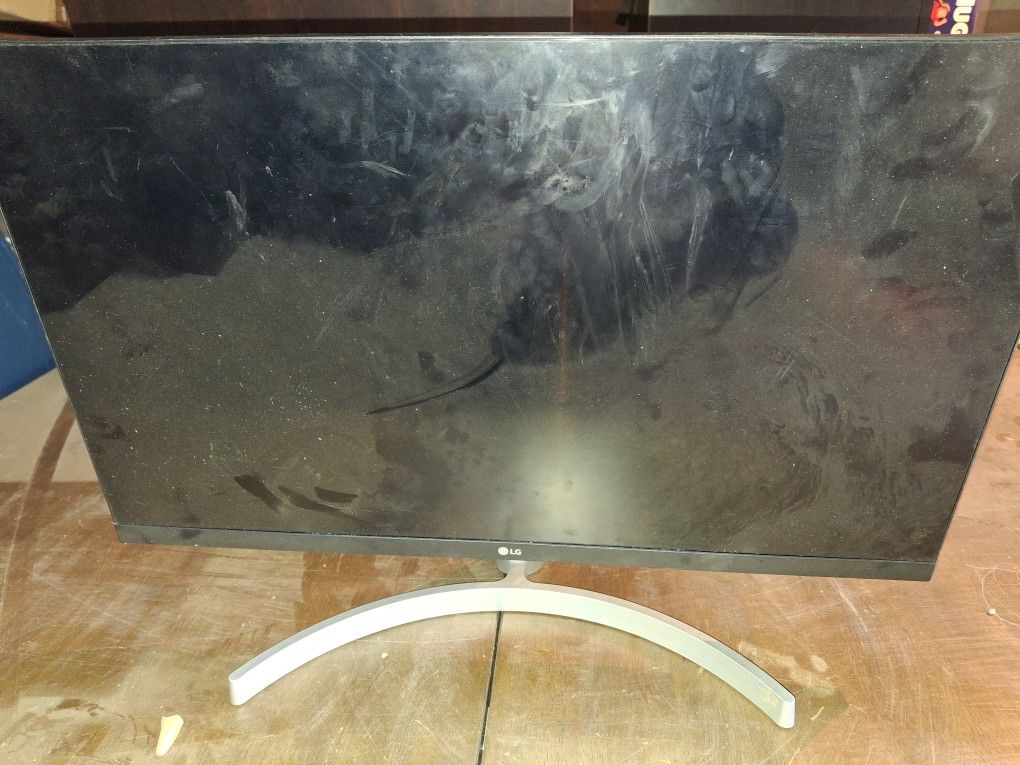 LG Gaming Monitor 144hz *cracked Screen*