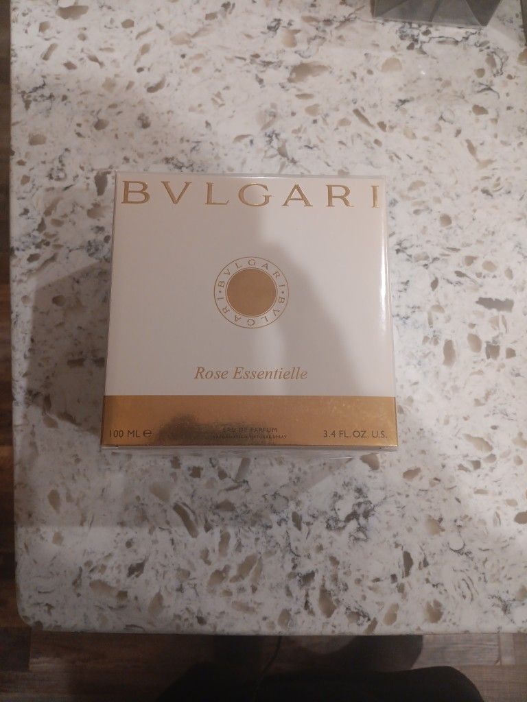 Bvlgari Rose Essentielle