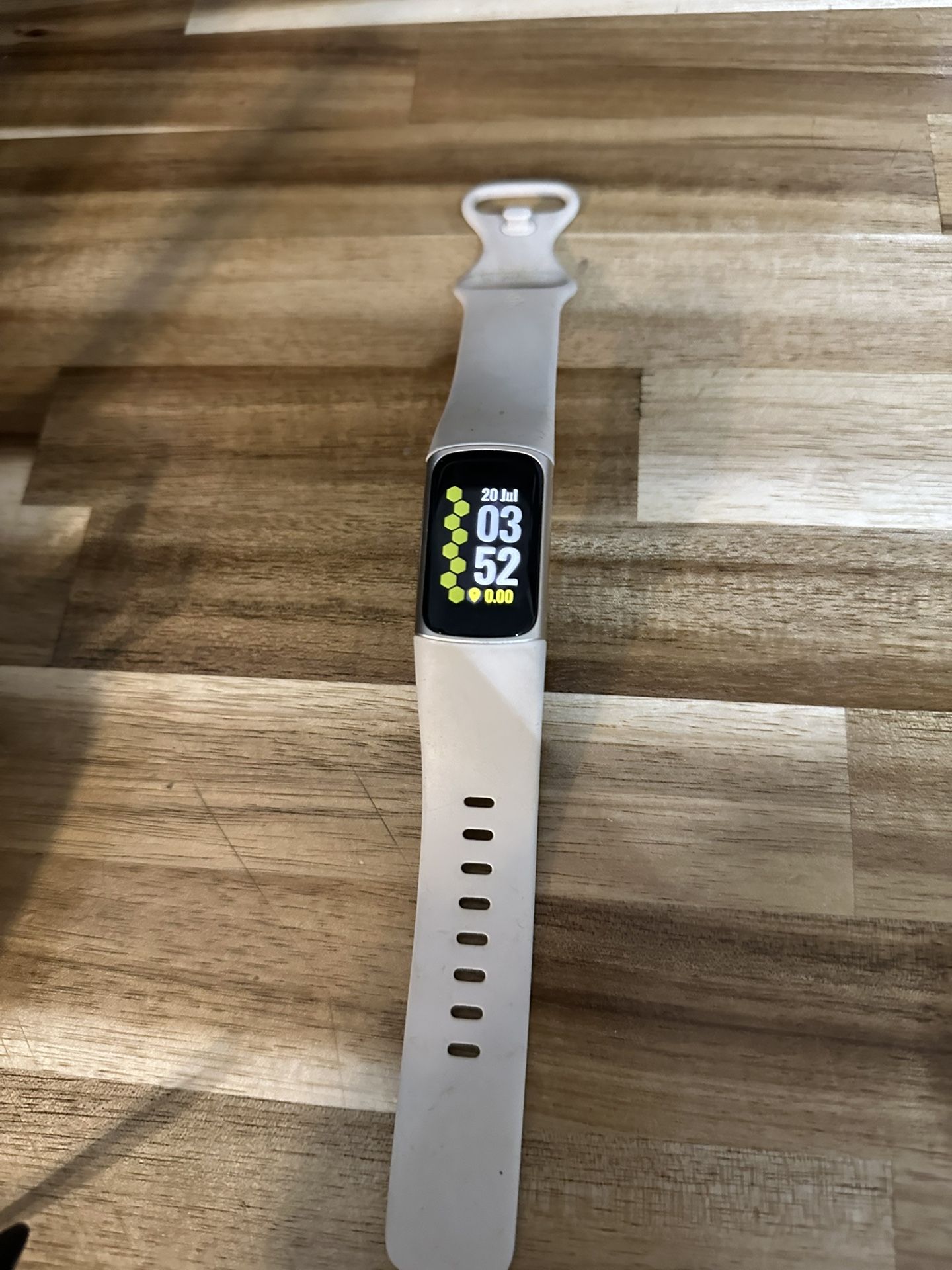Fit Bit Charge 6