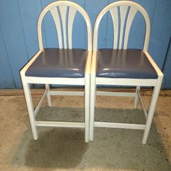 STOOLS