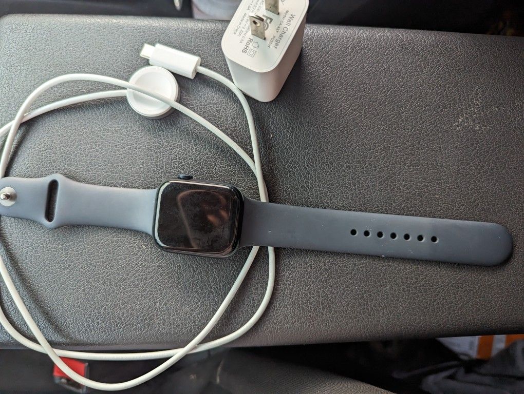 Apple Watch 7 45mm