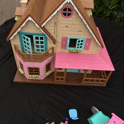 Li'l Woodzeez Honeysuckle Hillside Cottage House Calico Critters